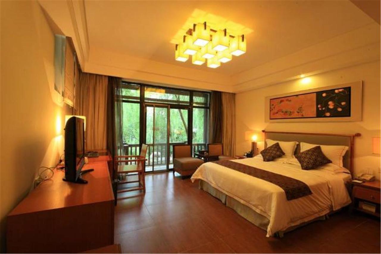 Country Garden Phoenix Hotel Jingmen Exterior photo